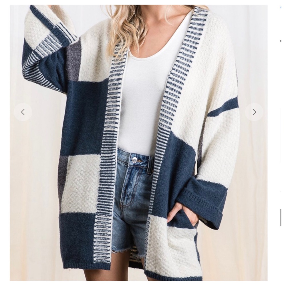 Boho Chic Color Block Knit Gorgeous Cardigan - Picture 2 of 4